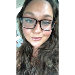 Meet your Posher, Laila